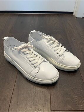 White Leather casual sneakers with support insoles, brand new, size ladies 38